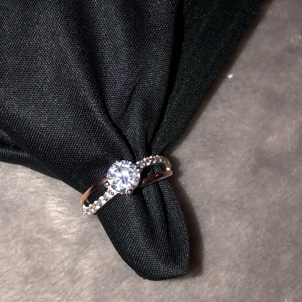 Amor Silver/ gold ring